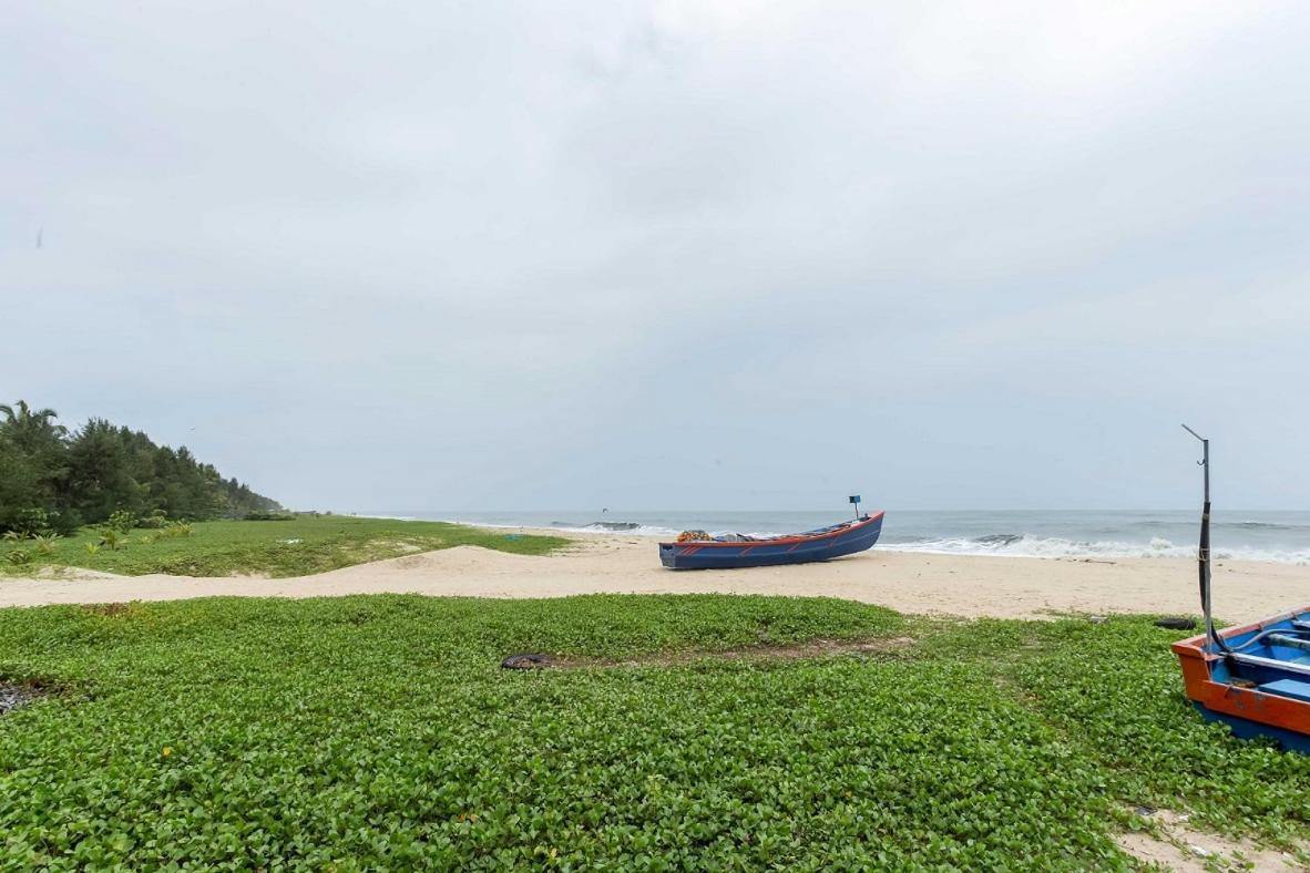Waves And Shores Beach Villa Mararikulam Kültér fotó