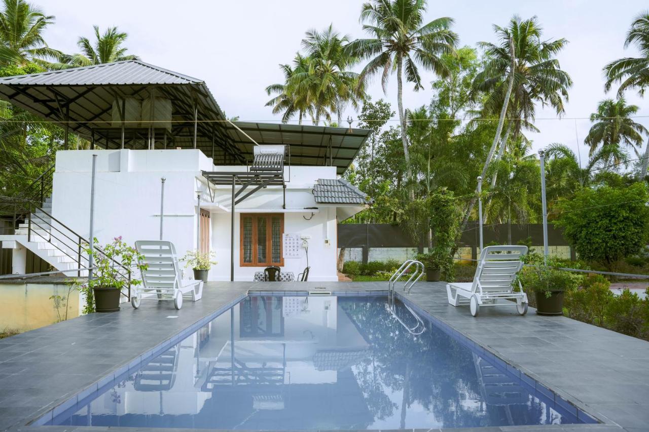 Waves And Shores Beach Villa Mararikulam Kültér fotó