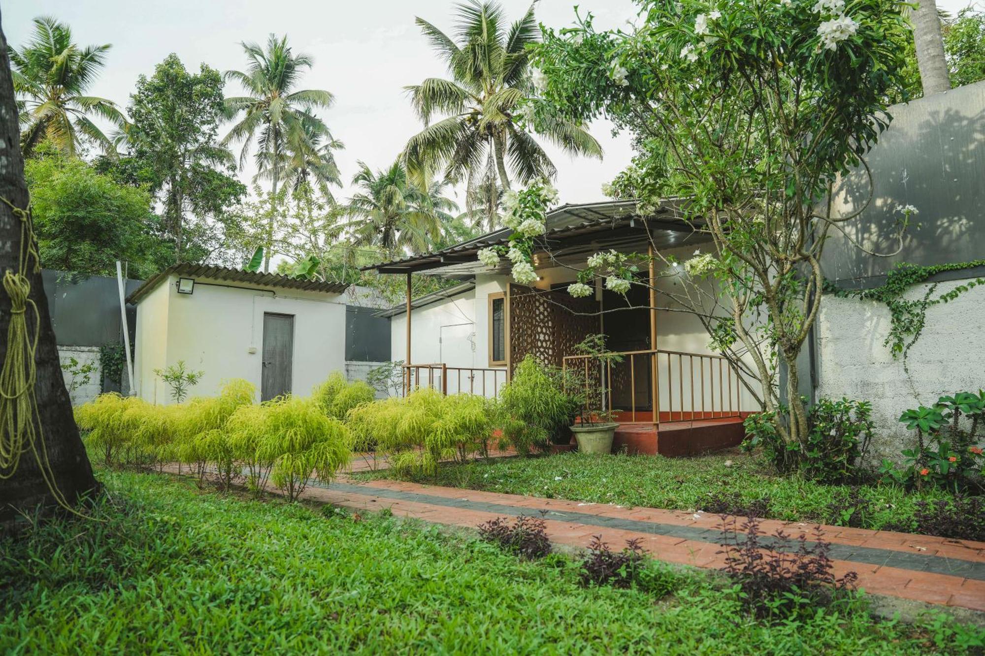 Waves And Shores Beach Villa Mararikulam Kültér fotó